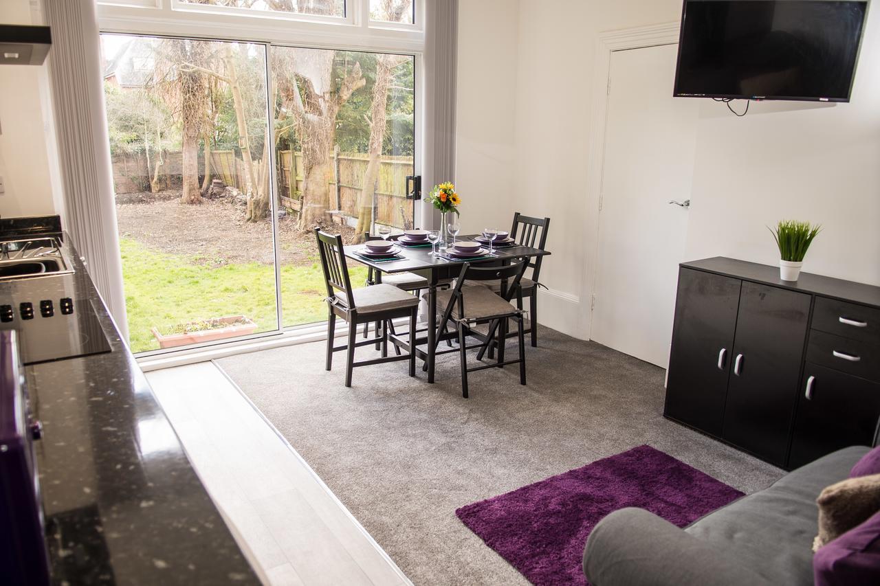 Moseley Mews Village Suites - Purple Birmingham Esterno foto